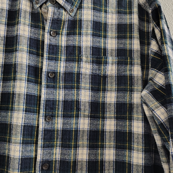 L.L.Bean Traditional Fit Plaid Flannel Button Down Shirt Men’s XL 100% Cotton - Picture 3 of 15